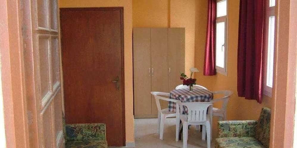 Gultepe Apartments Κουσάντασι Εξωτερικό φωτογραφία